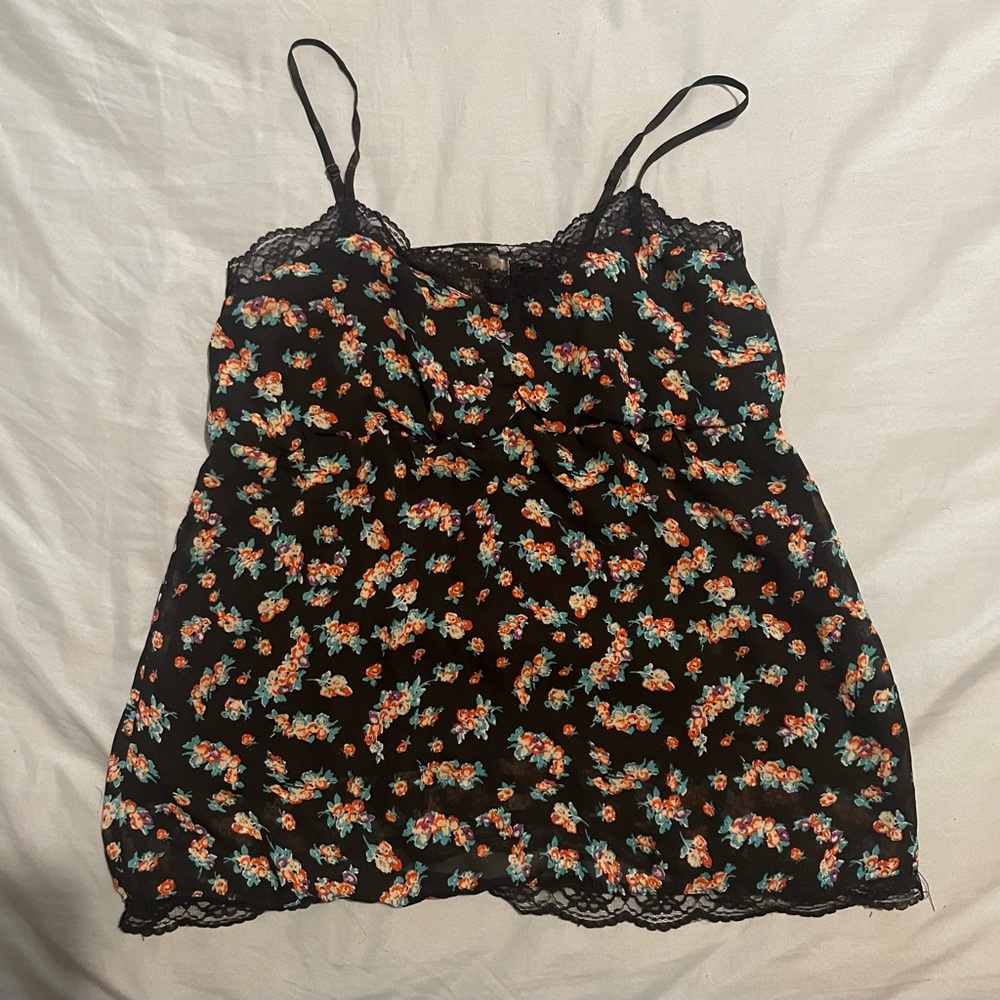 One Step Up Floral Tank Top- Black Multi - size M